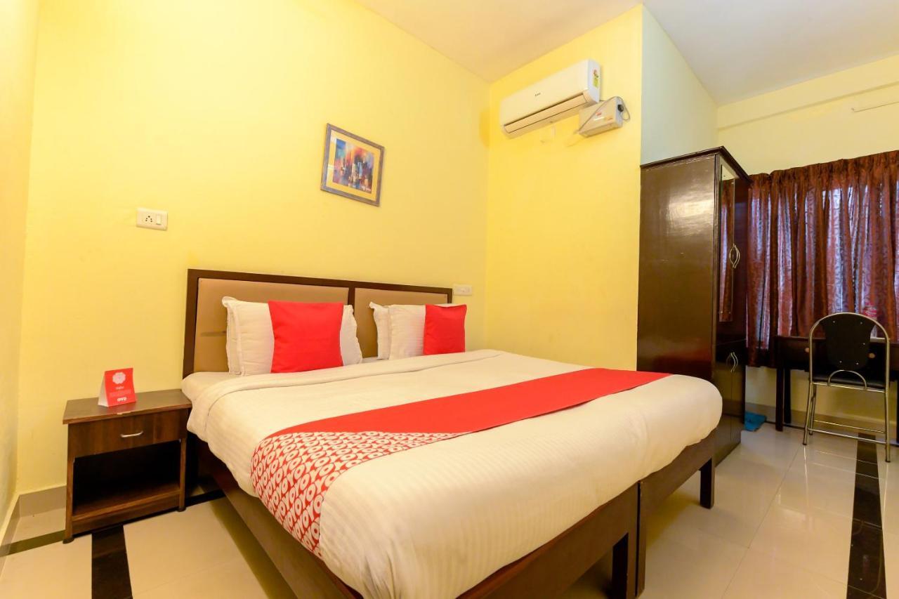 Oyo 8273 Diamond Inn Kochi Zewnętrze zdjęcie