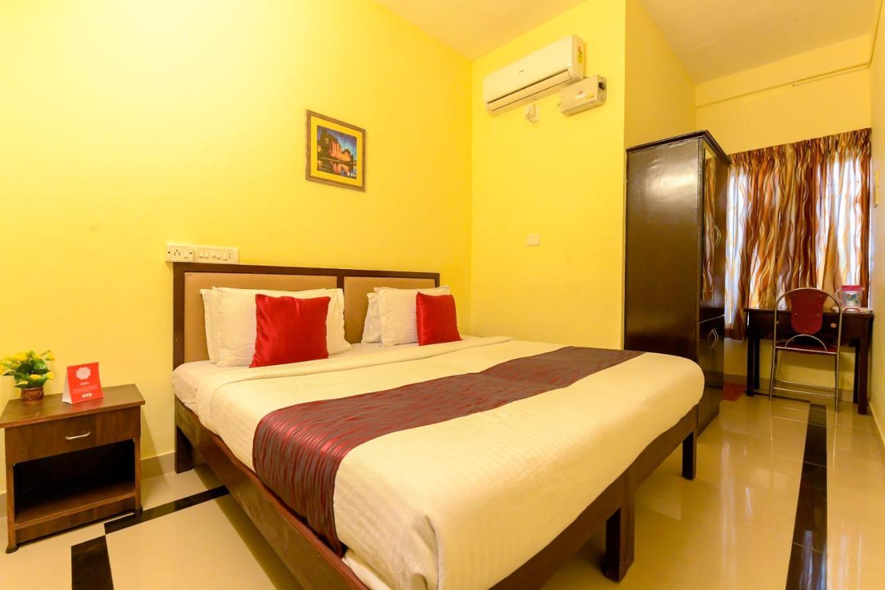 Oyo 8273 Diamond Inn Kochi Zewnętrze zdjęcie