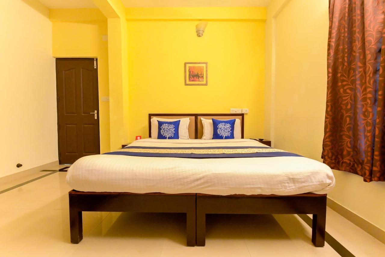 Oyo 8273 Diamond Inn Kochi Zewnętrze zdjęcie