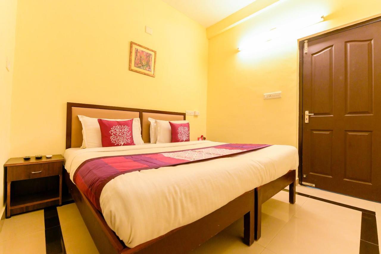 Oyo 8273 Diamond Inn Kochi Zewnętrze zdjęcie
